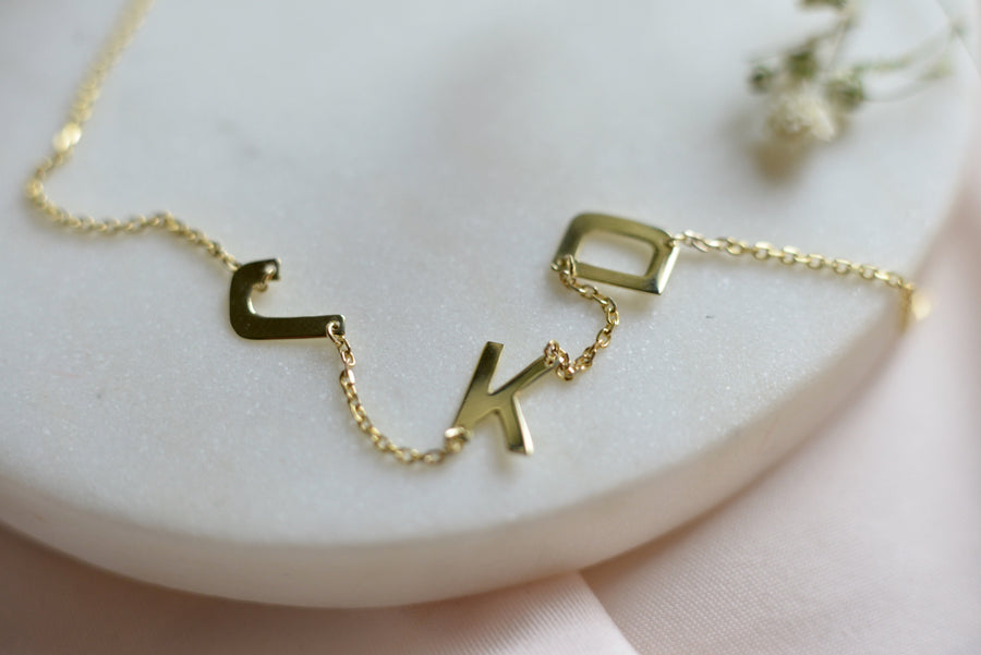 Monogram karkötő ezüst