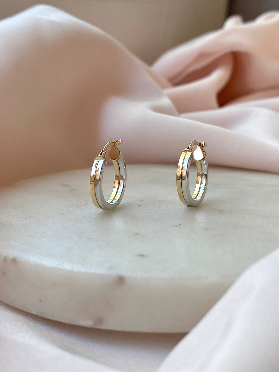 Kétszínű karika fülbevaló