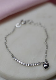 Szívecskés karkötő