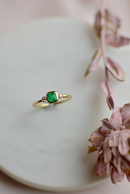 Emerald & Diamond Gyűrű